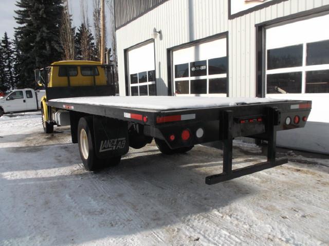 Image #3 (2005 STERLING ACTERRA S/A DECK TRUCK)